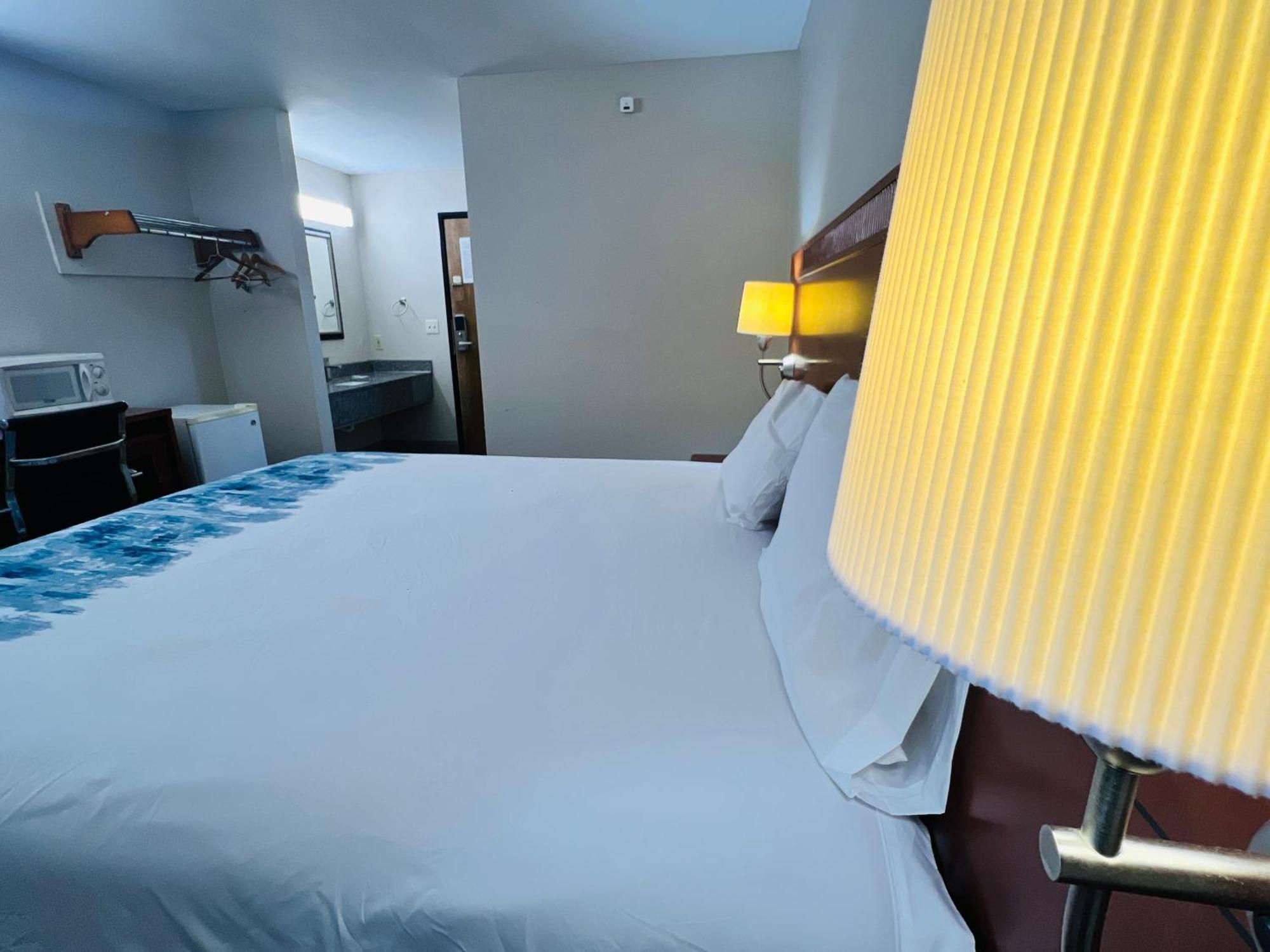 Rosewood Inn By Oyo Union City I-69 Εξωτερικό φωτογραφία